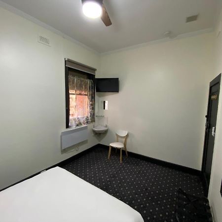 Rooms At Carboni'S Ballarat Exterior photo