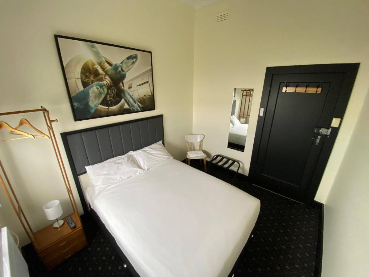 Rooms At Carboni'S Ballarat Exterior photo