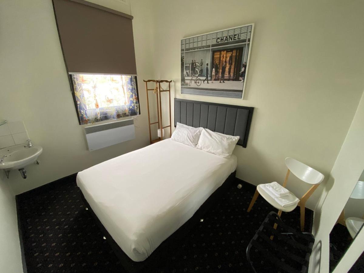 Rooms At Carboni'S Ballarat Exterior photo